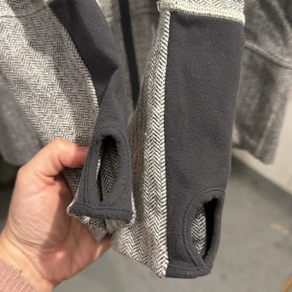 Lululemon Stride Define Jacket *Brushed Size 8 - Picture 10 of 10